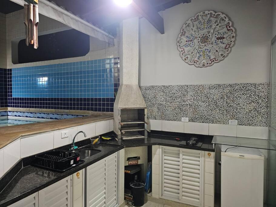 Cobertura 51 De 3 Quartos Com Piscina E Churrasqueira Privativa Guaruja Luaran gambar
